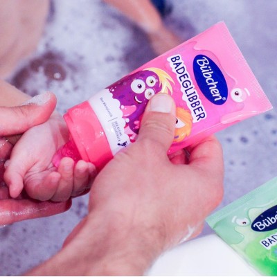 Bübchen Badeglibber Banyo Eğlence Köpüğü Pembe 130 ml-BÜBCHEN Bübchen Badeglibber Banyo Eğlence Köpüğü Pembe 130 ml-BÜBCHEN